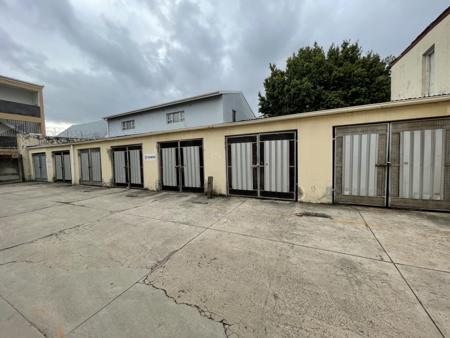 1 Bedroom Property for Sale in Southernwood Eastern Cape